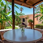 Villaggio Cala Di Volpe 아파트호텔 카포바티카노