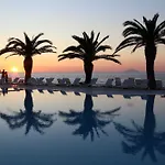 아파트호텔 Villaggio Cala Di Volpe