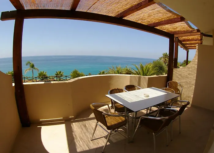 Apart-hotel Villaggio Cala Di Volpe Capo Vaticano