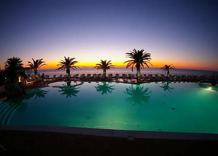 Villaggio Cala Di Volpe 4*