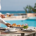 Villaggio Cala Di Volpe Apart Otel 4*