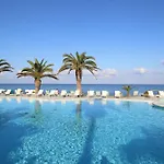 فيلاخيو كالا دي فولبي 4* كابو فاتيكانو