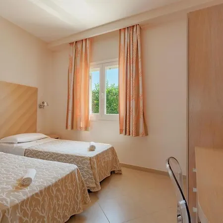 Ξενοδοχείο με διαμερίσματα Villaggio Cala Di Volpe Capo Vaticano
