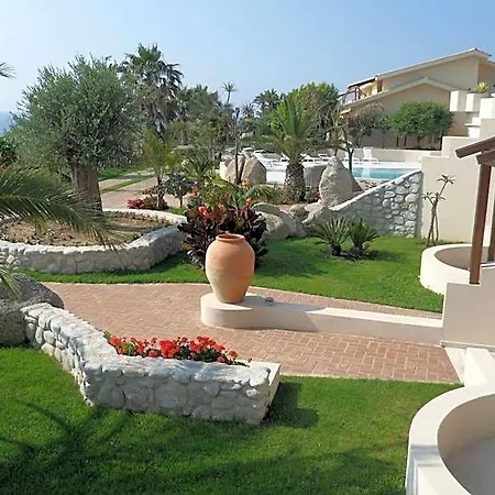 Villaggio Cala Di Volpe Lägenhetshotell Capo Vaticano