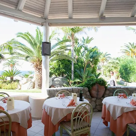 Villaggio Cala Di Volpe Апарт-отель Капо-Ватикано