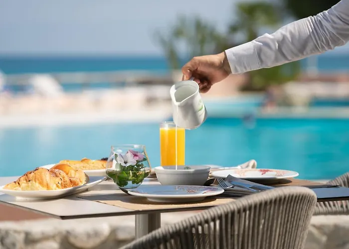 Villaggio Cala Di Volpe 4* Capo Vaticano