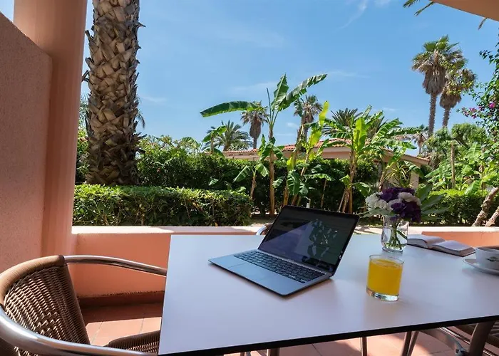 Villaggio Cala Di Volpe Lägenhetshotell