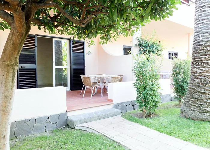 Villaggio Cala Di Volpe 4*