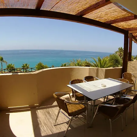 Apartmanhotel Villaggio Cala Di Volpe Capo Vaticano