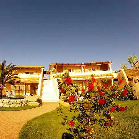 Apartmanhotel Villaggio Cala Di Volpe 4*