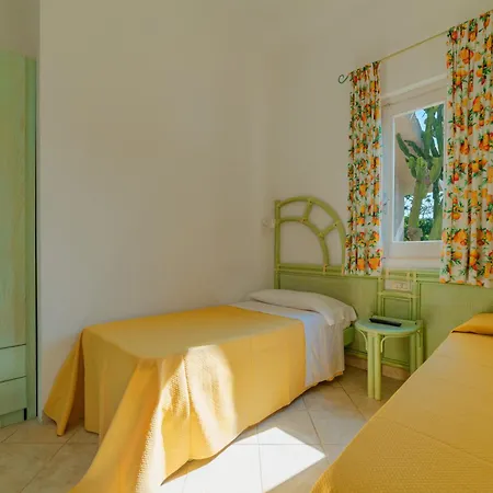 Apartmanhotel Villaggio Cala Di Volpe 4*