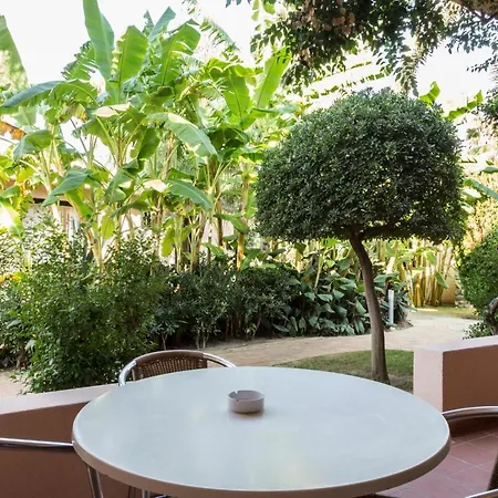 Apartmanhotel Villaggio Cala Di Volpe 4*